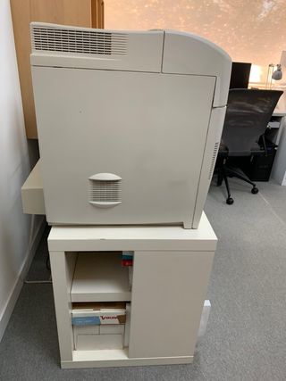 Impresora HP Color LaserJet 5550 Profesional