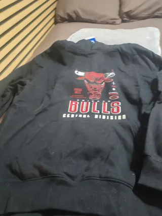 Sudadera Chicago Bulls Roja y otra negra