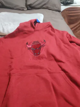 Sudadera Chicago Bulls Roja y otra negra
