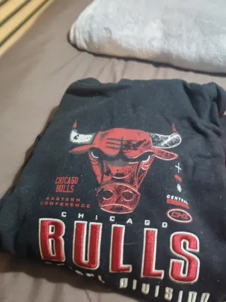 Sudadera Chicago Bulls Roja y otra negra