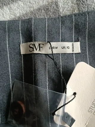 Chaleco gris raya diplomática