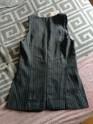 Chaleco gris raya diplomática