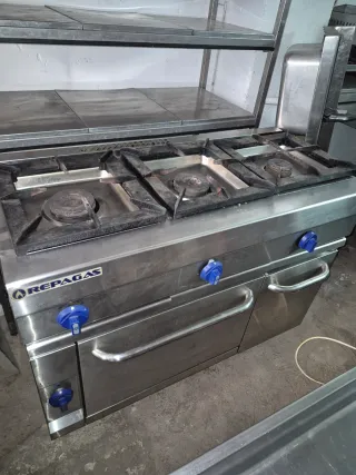 Cocina industrial Repagas 4 fuegos