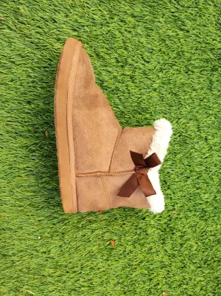 Botines niña marrones con lazo