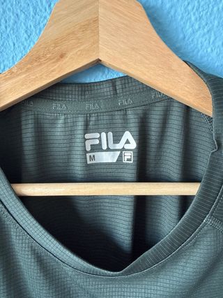 Camiseta deportiva Fila verde militar Talla M