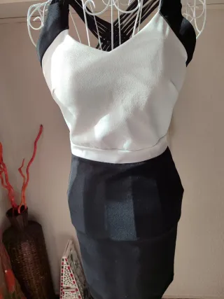 Vestido elegante blanco y negro