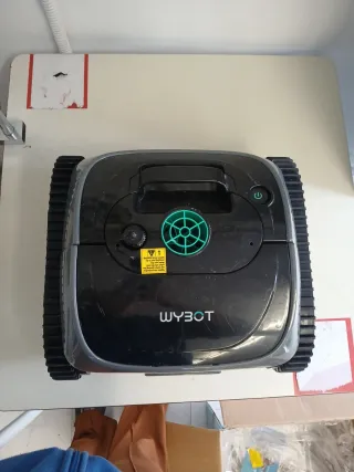 H103 - Wybot Limpiafondos Piscina Robot