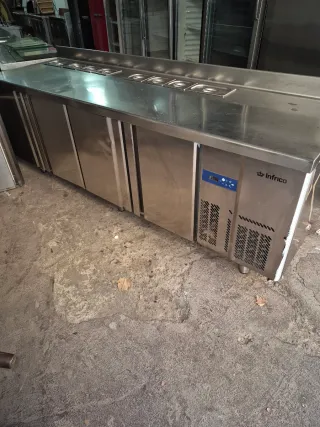 Bajomostrador refrigerado Infrico