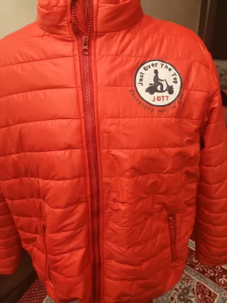 Chaqueta acolchada roja JOTT para hombre