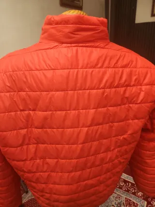 Chaqueta acolchada roja JOTT para hombre