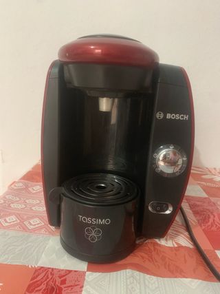 Cafetera Bosch Tassimo Roja y Negra