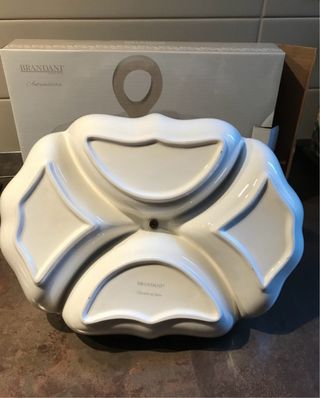 Antipastiera Brandani porcellana con manico legno