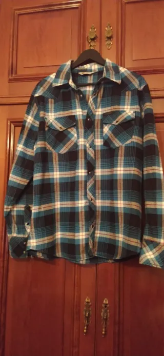 Camisa Carhartt cuadros azul y negro