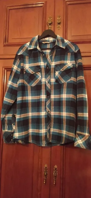 Camisa Carhartt cuadros azul y negro