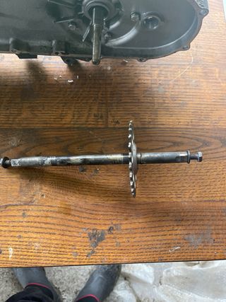 Eje pedalier con plato