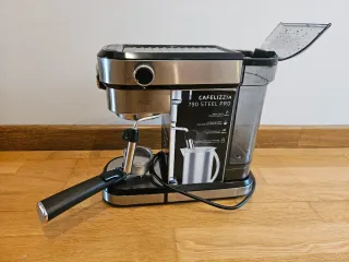 Cafetera Cecotec Cumbia Cafelizzia