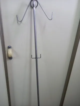 Percha acero inoxidable para colgar material pesca