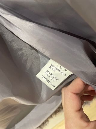 Abrigo de pelo gris con capucha / malva / mujer