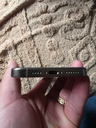 iPhone 16 Pro Max Impecable con Caja 256 G