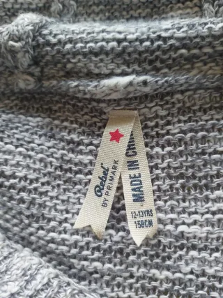 Jersey gris con letras NYC 12-13 años