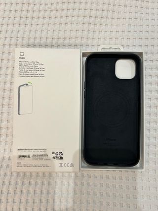 Custodia iPhone 14 Plus in pelle nera Apple