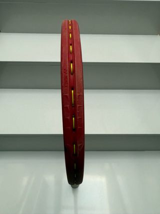 Raquetas Yonex VCORE 98 305gr Grip 2