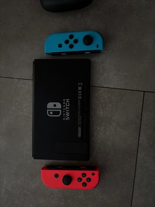 Pack Nintendo Switch + 7 Juegos