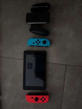 Pack Nintendo Switch + 7 Juegos