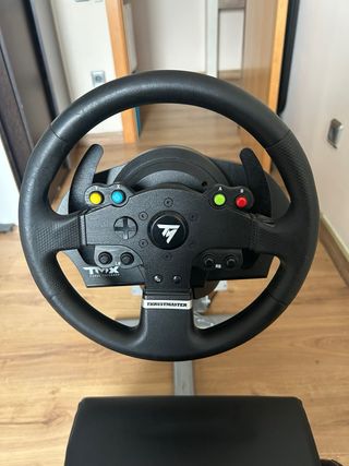 Playseat Evolution + Volante Thrustmaster TMX