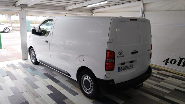 Toyota Proace 2020