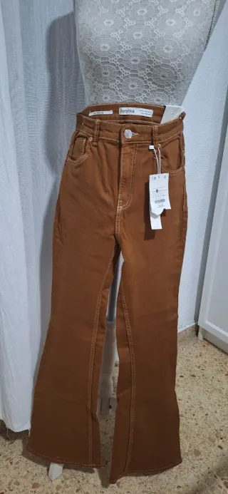 Pantalones marrones Bershka