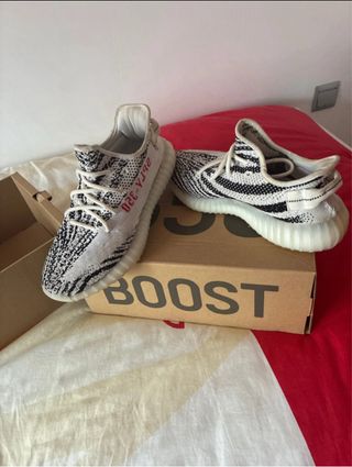Adidas Yeezy 350 Zebra con caja