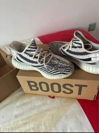 Adidas Yeezy 350 Zebra con caja