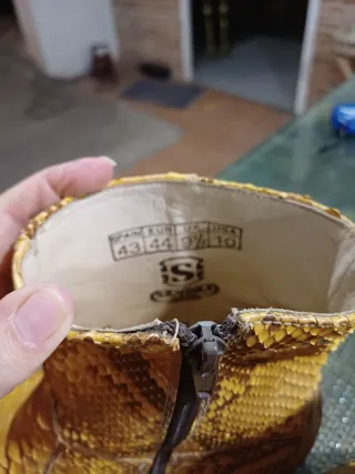 Botas de piel de serpiente para hombre