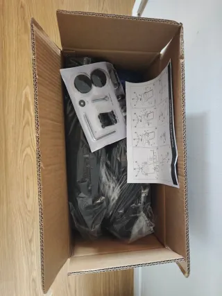 Silla de oficina ergonómica con ruedas