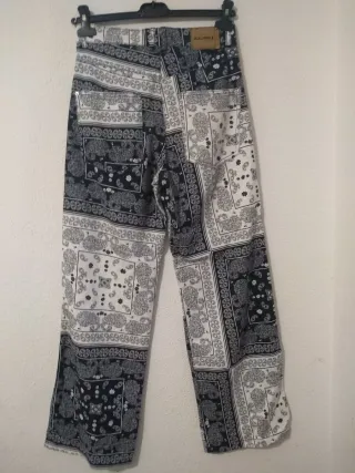 Pantalón ancho mujer Scalpers estampado