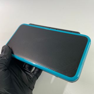 new Nintendo 2DS XL Nero con problema
