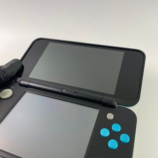 new Nintendo 2DS XL Nero con problema