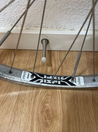 Ruedas Funn Misfit 26” con bujes Shimano