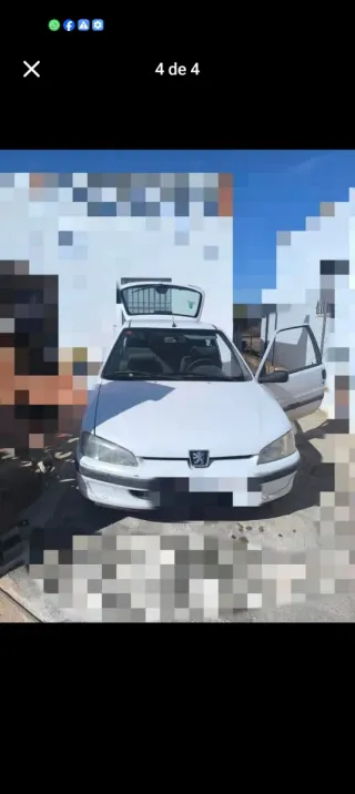 Coche blanco 3 puertas