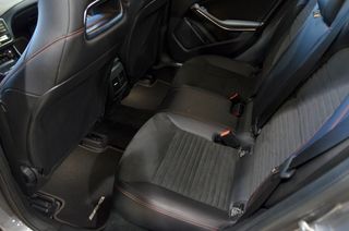 Mercedes-Benz GLA 200D AMG LINE 7G