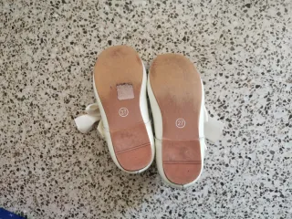 Zapatos charol beige T27