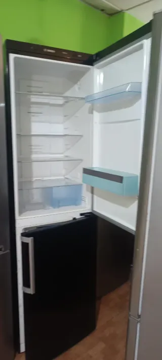 Frigorífico Bosch 2m Negro