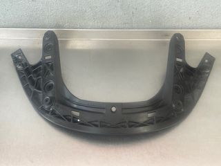 Soporte Pantalla Suzuki Burgman 650 (04)