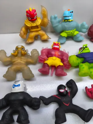 Colección Figuras Goo Jit Zu Goma