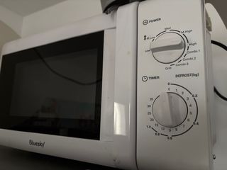 Microondas Bluesky Blanco