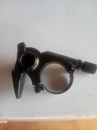 Leveretta comando per forcella