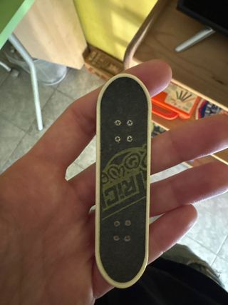 Skateboard raro per gioco