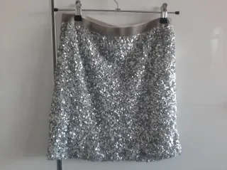 Minifalda lentejuelas plateadas Talla M