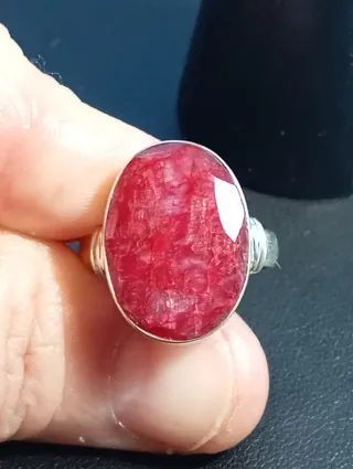 Anillo Plata Ley rubí facetado